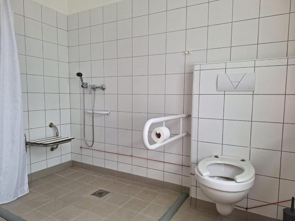 Esely Apartmanhaz Nyiregyhaza Exterior photo